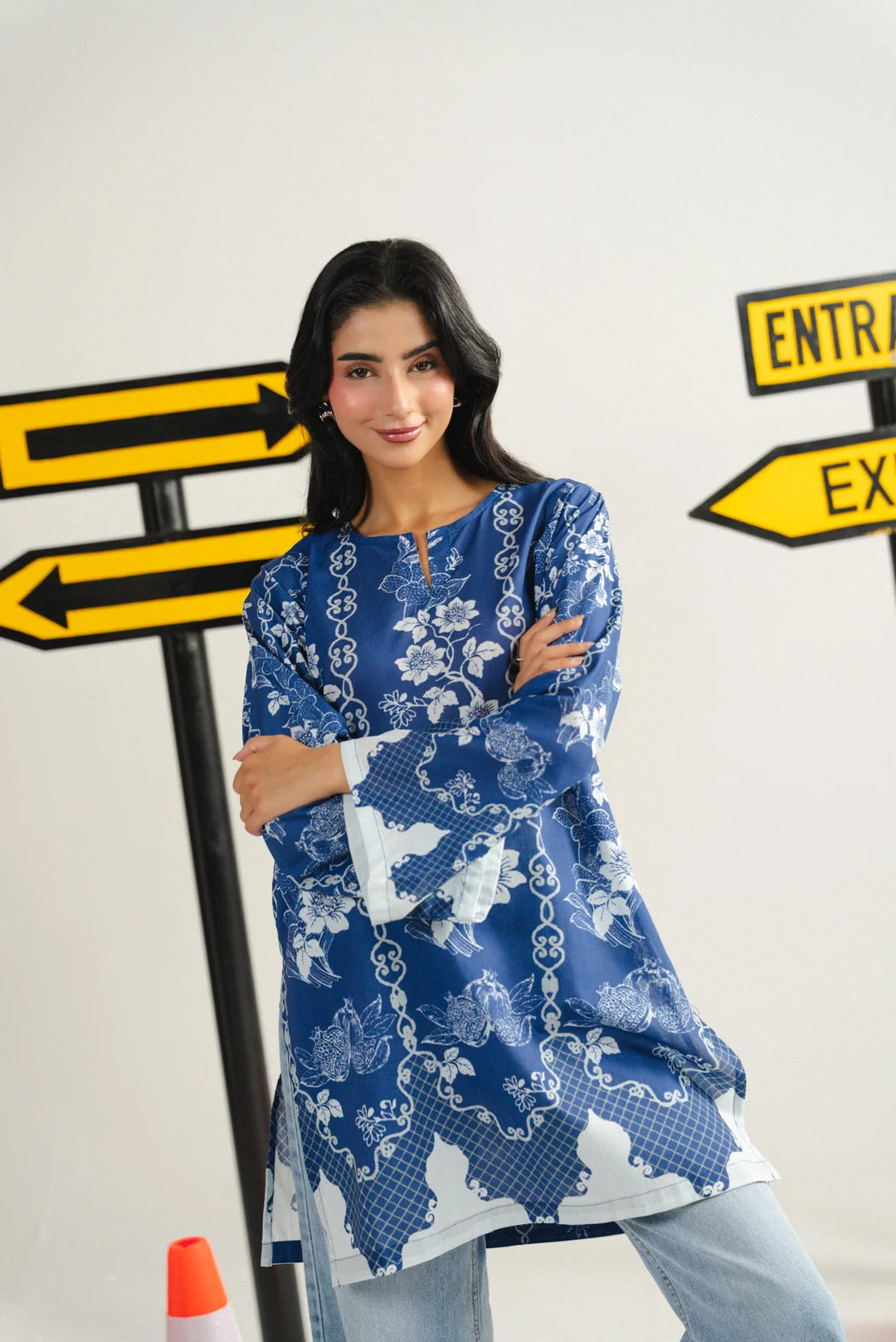 1 Piece Embroidered Lawn Shirt