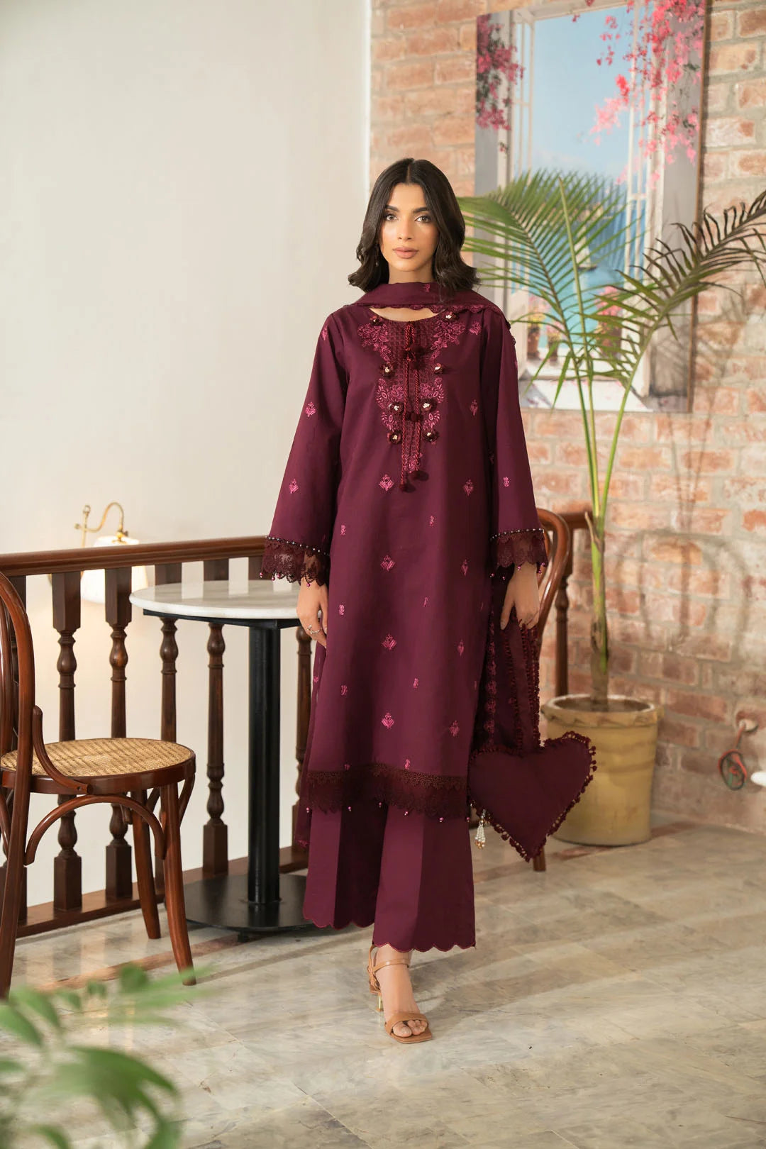 3 Piece Embroidered Lawn Suit