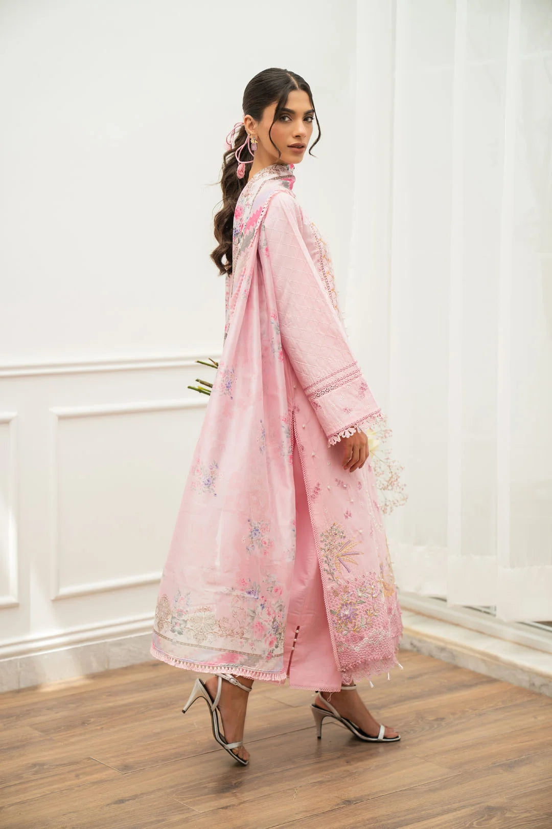 3 Piece Embroidered Lawn Suit