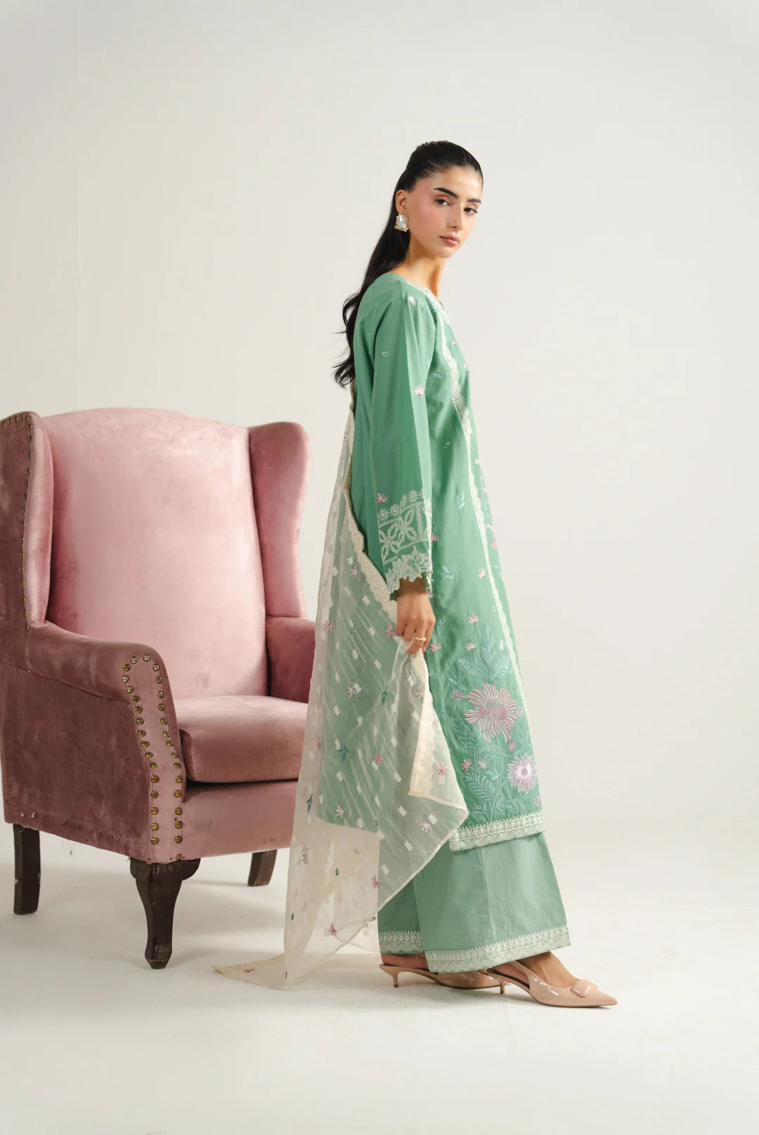 3 Piece Embroidered Lawn Suit