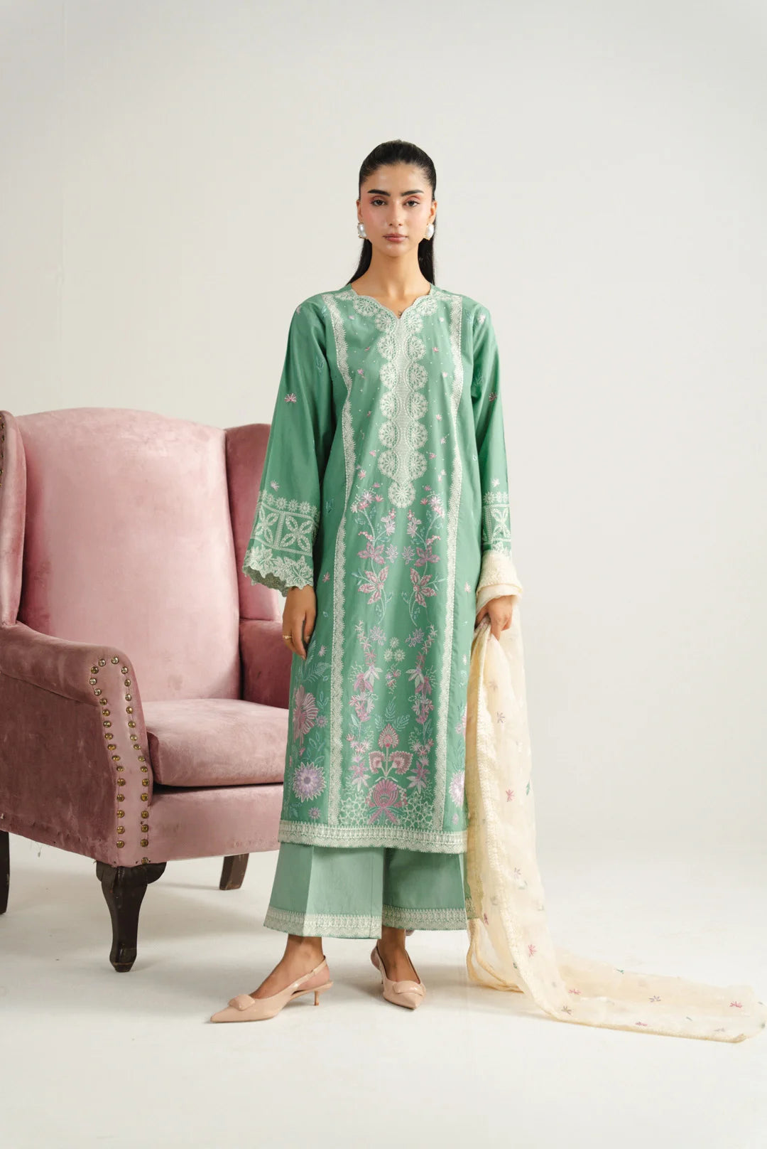 3 Piece Embroidered Lawn Suit