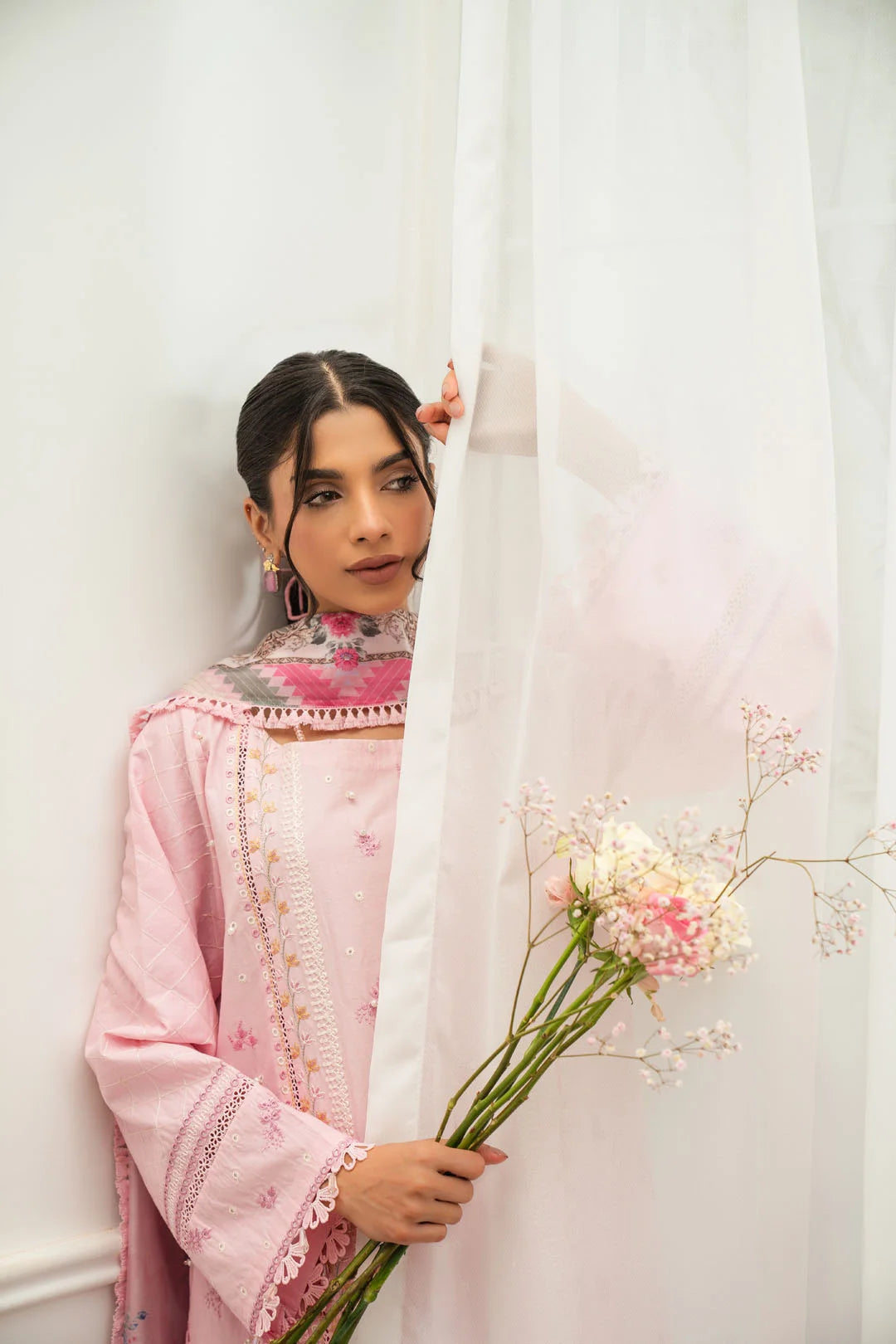 3 Piece Embroidered Lawn Suit