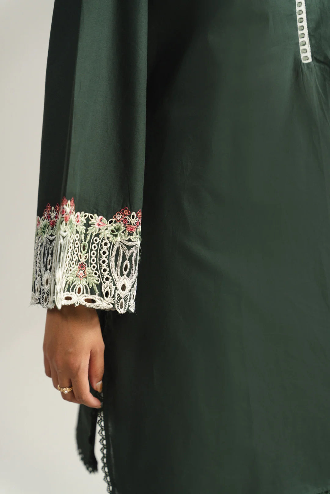 2 Piece Embroidered Lawn Suit