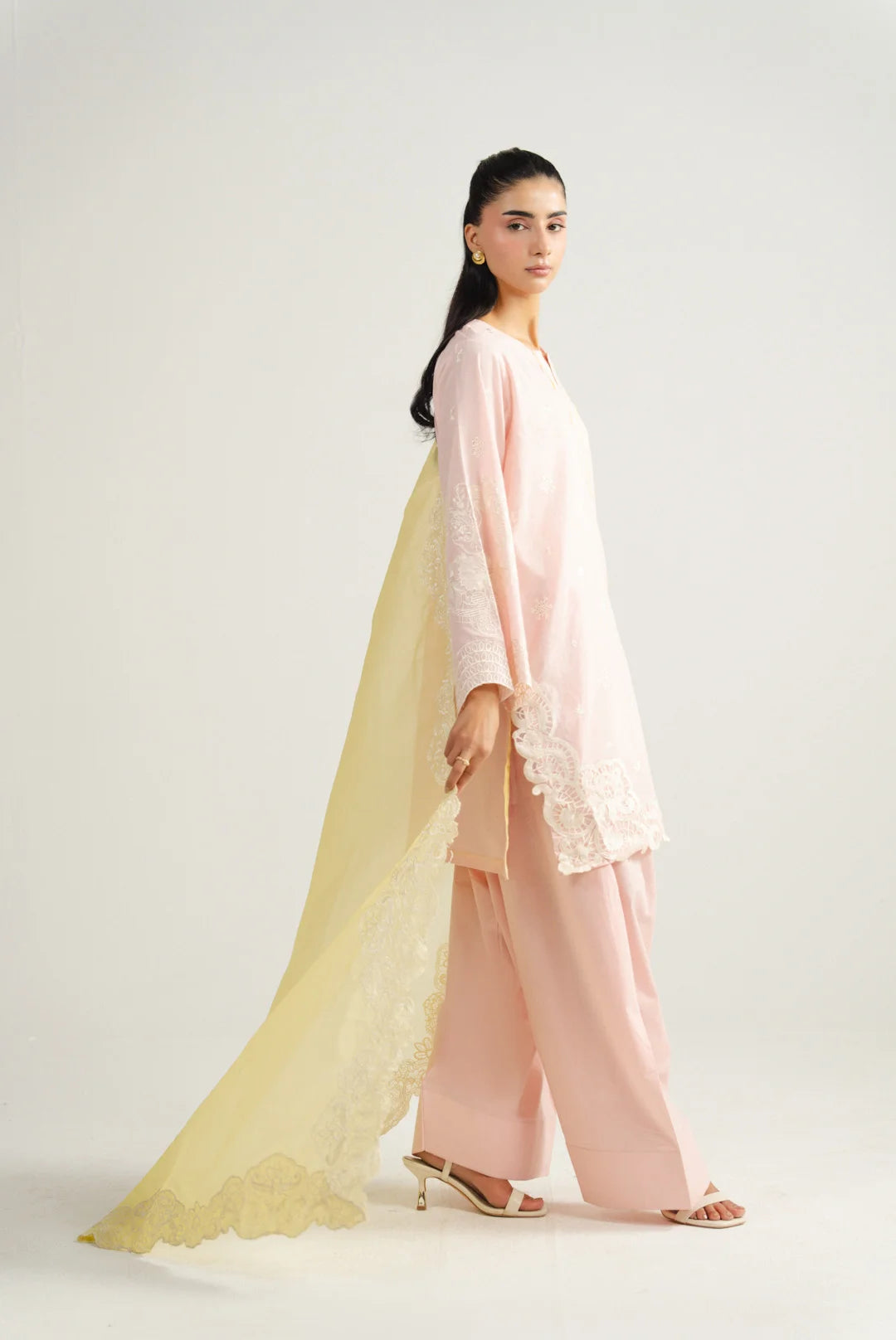 3 Piece Embroidered Lawn Suit