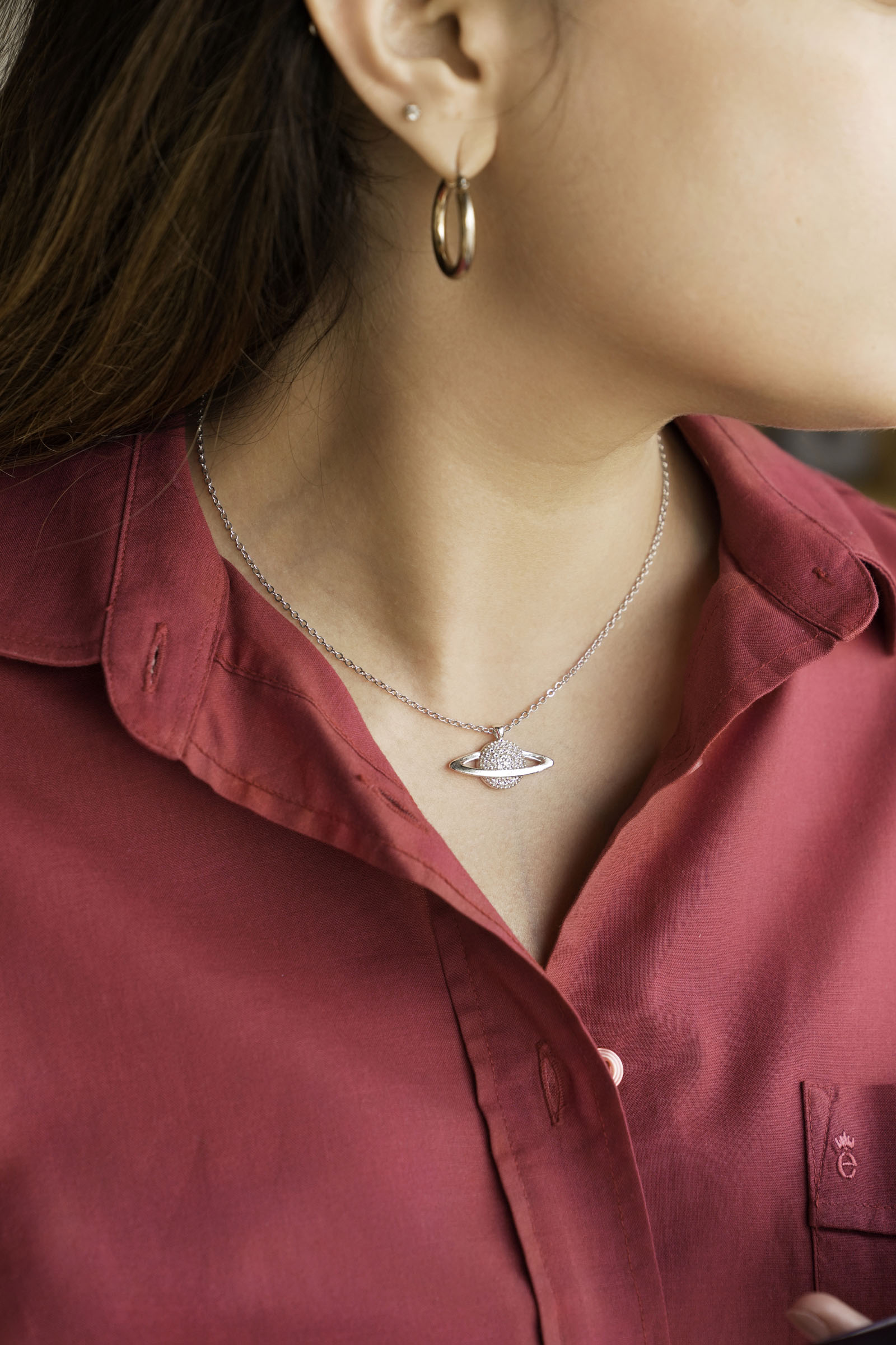 Necklace Beyond East Official