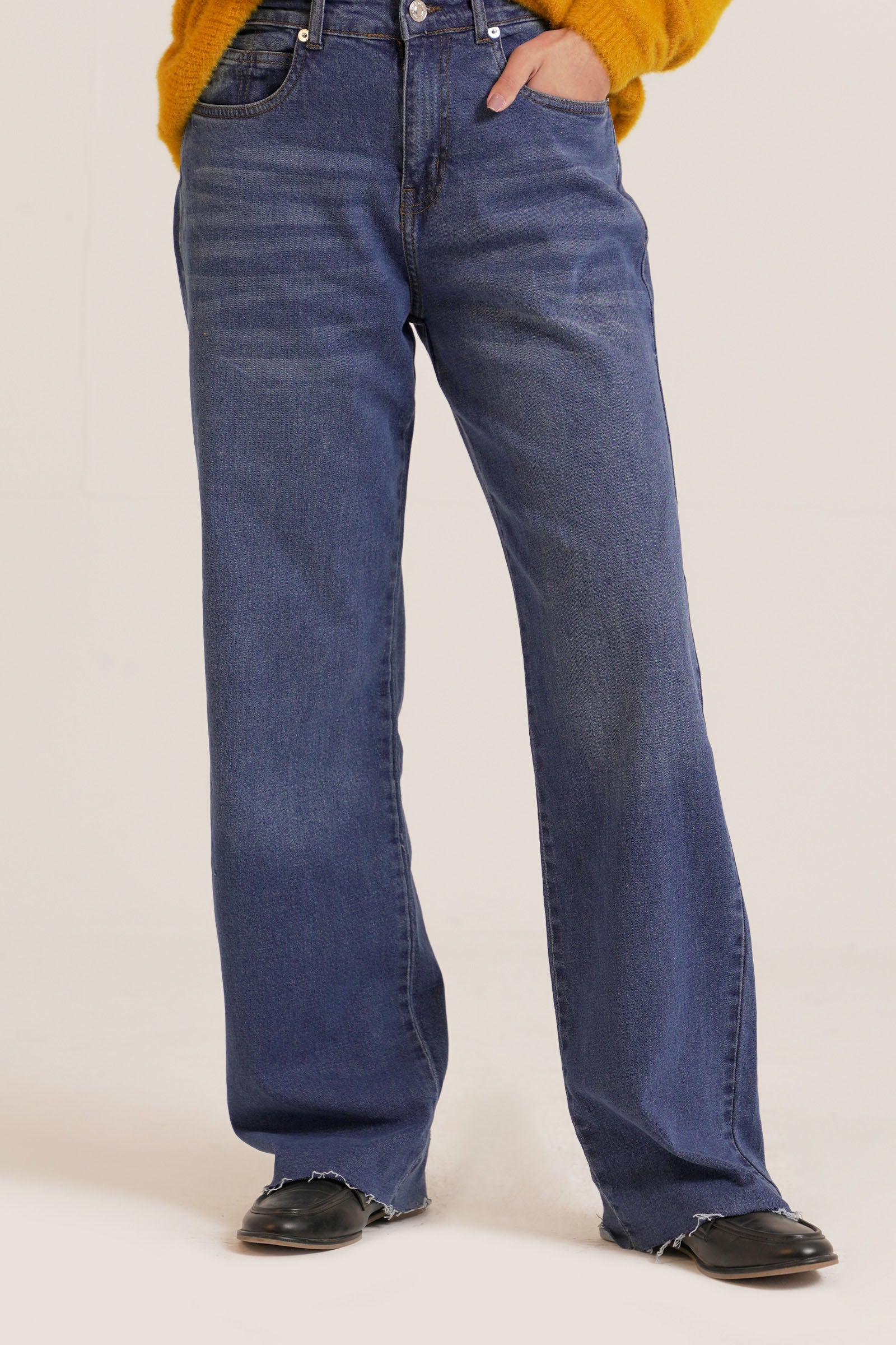 Straight Jeans Beyond East Official