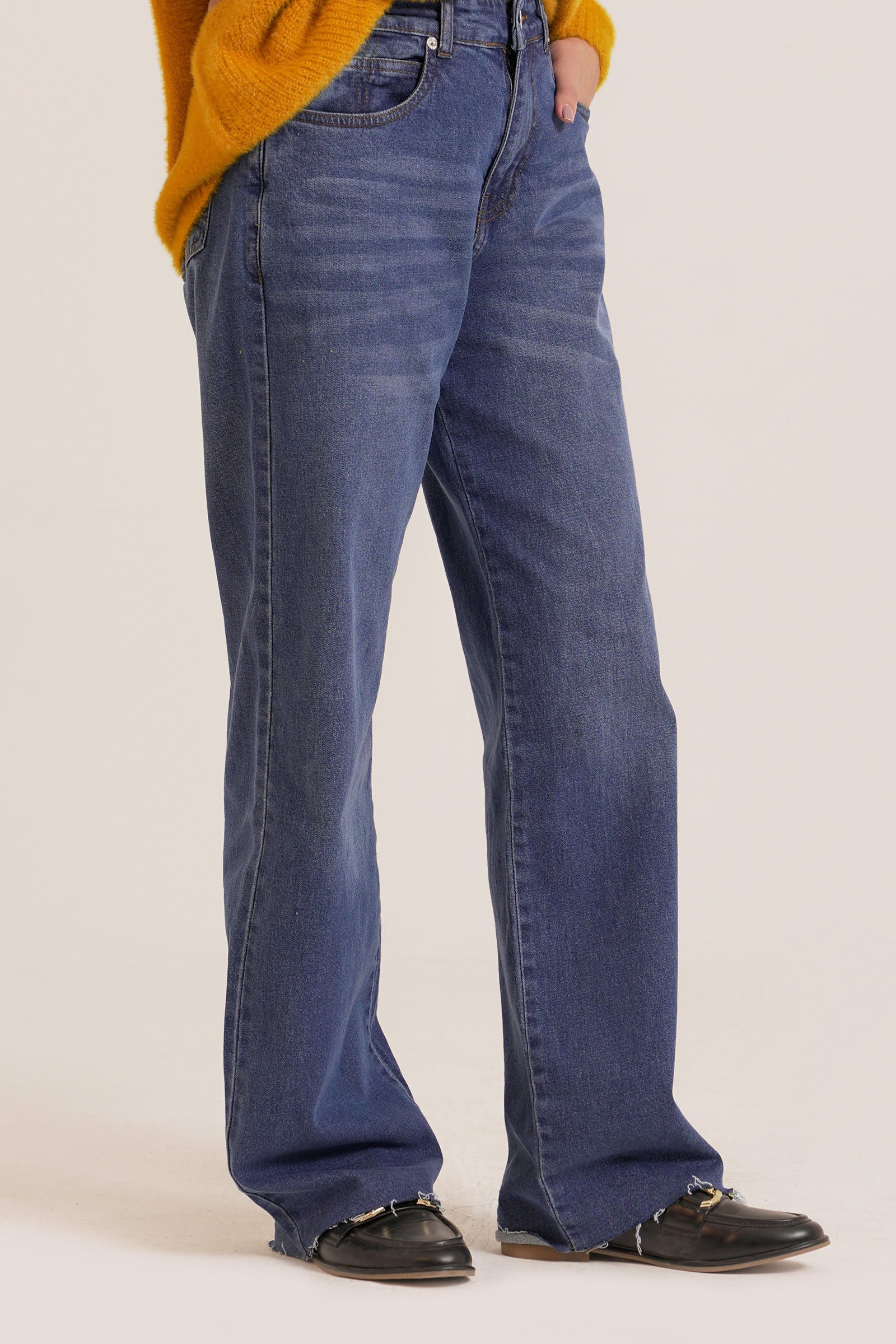 Straight Jeans Beyond East Official
