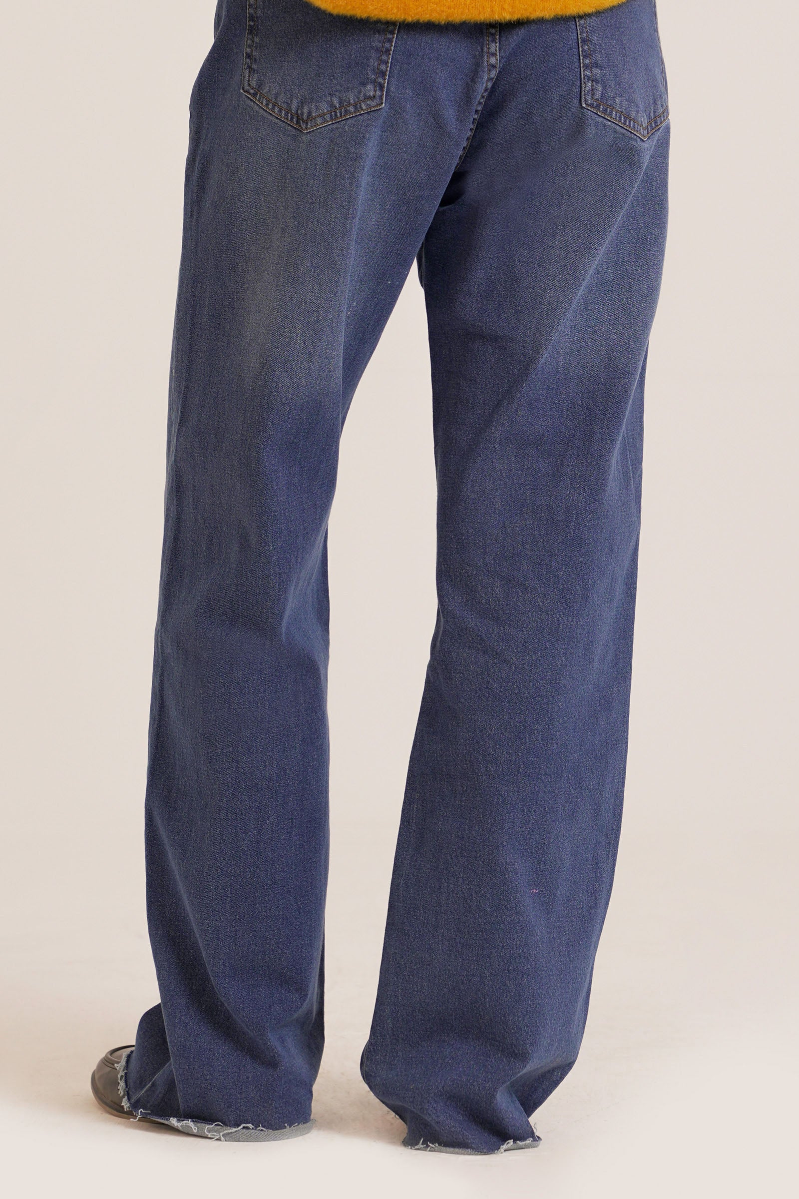 Straight Jeans Beyond East Official