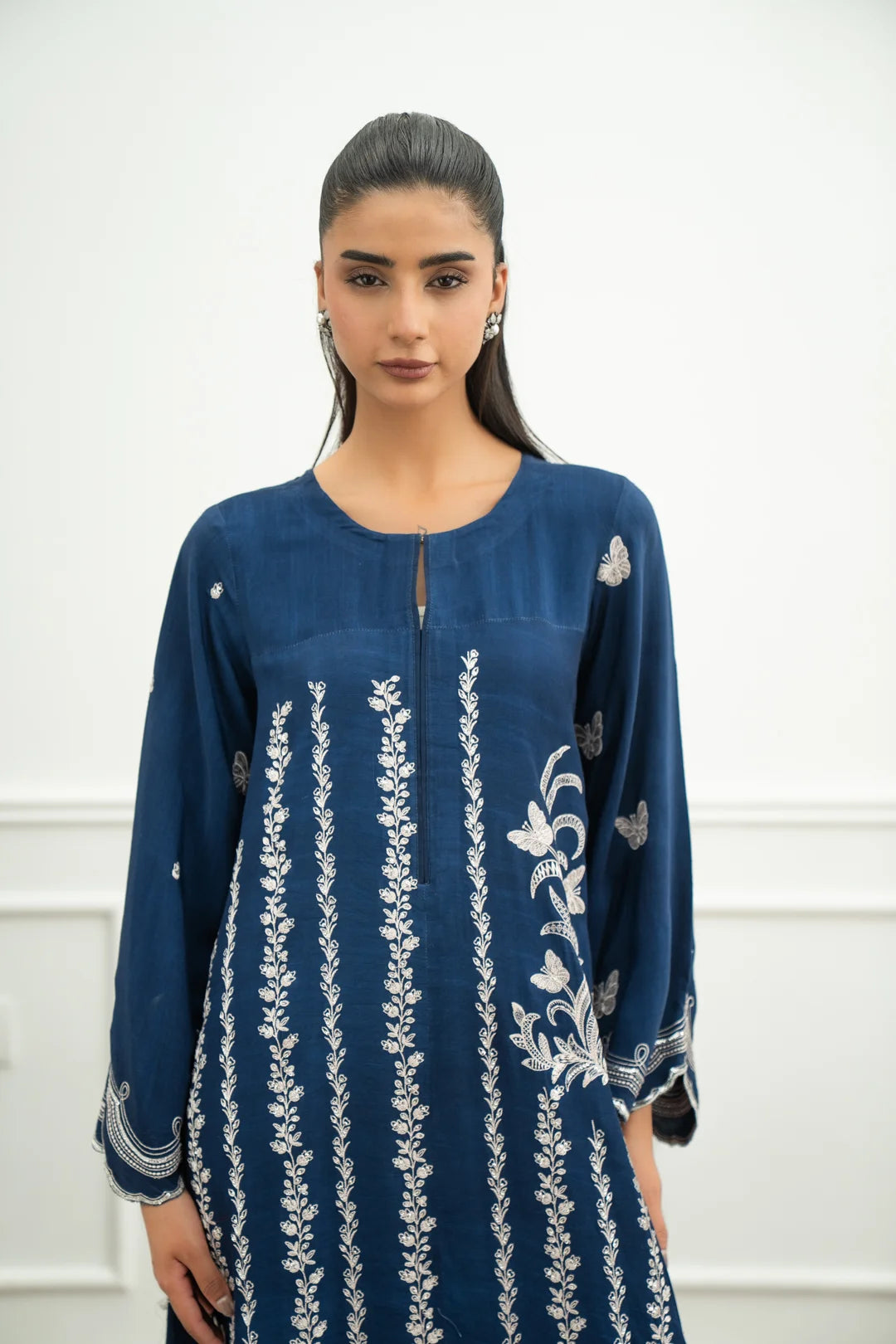 1 Piece Embroidered Raw Silk Kaftan