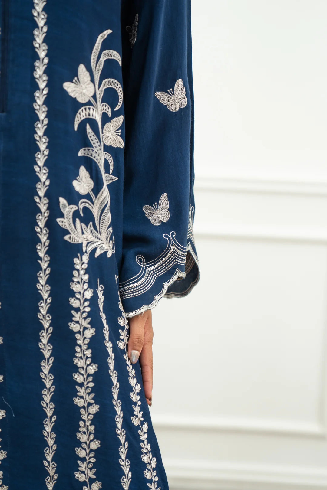 1 Piece Embroidered Raw Silk Kaftan