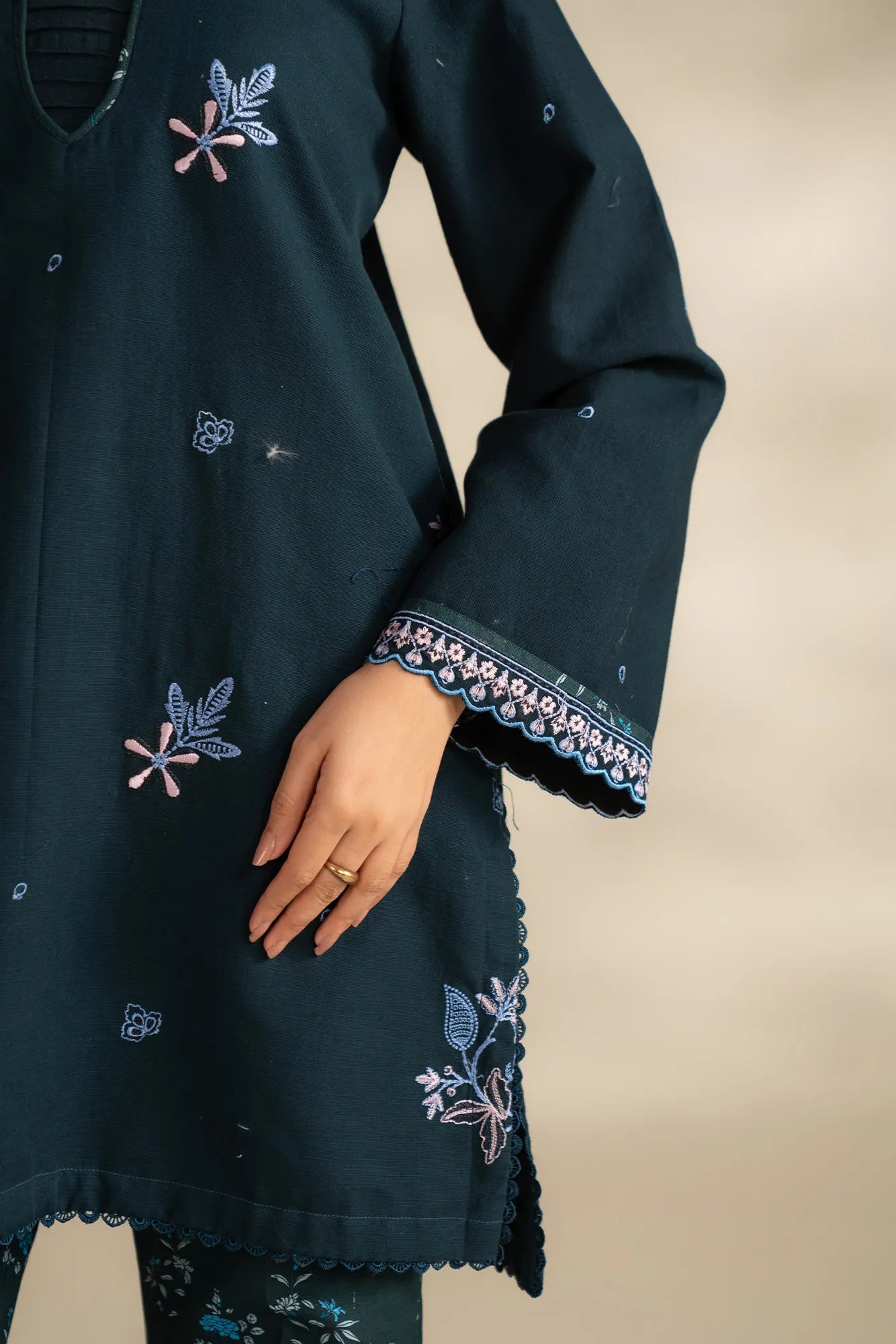 2 Piece Embroidered Khaddar Suit Unstitched Fall - 25