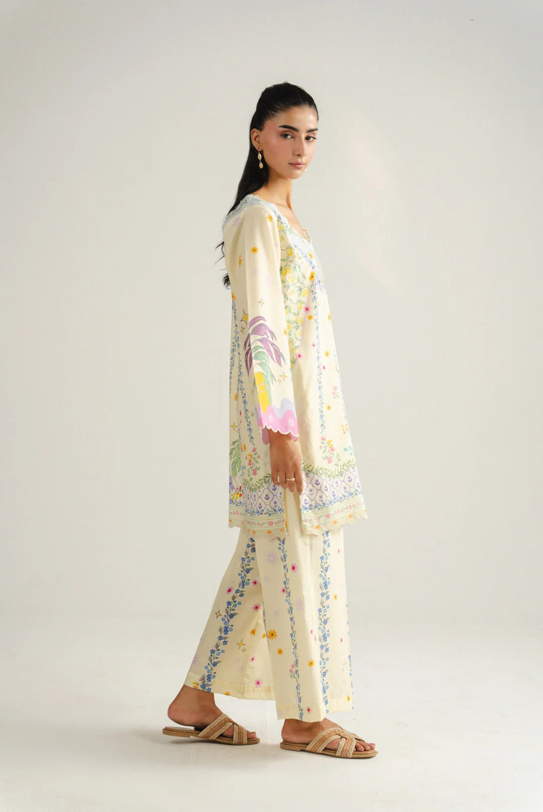 2 Piece Embroidered Lawn Suit