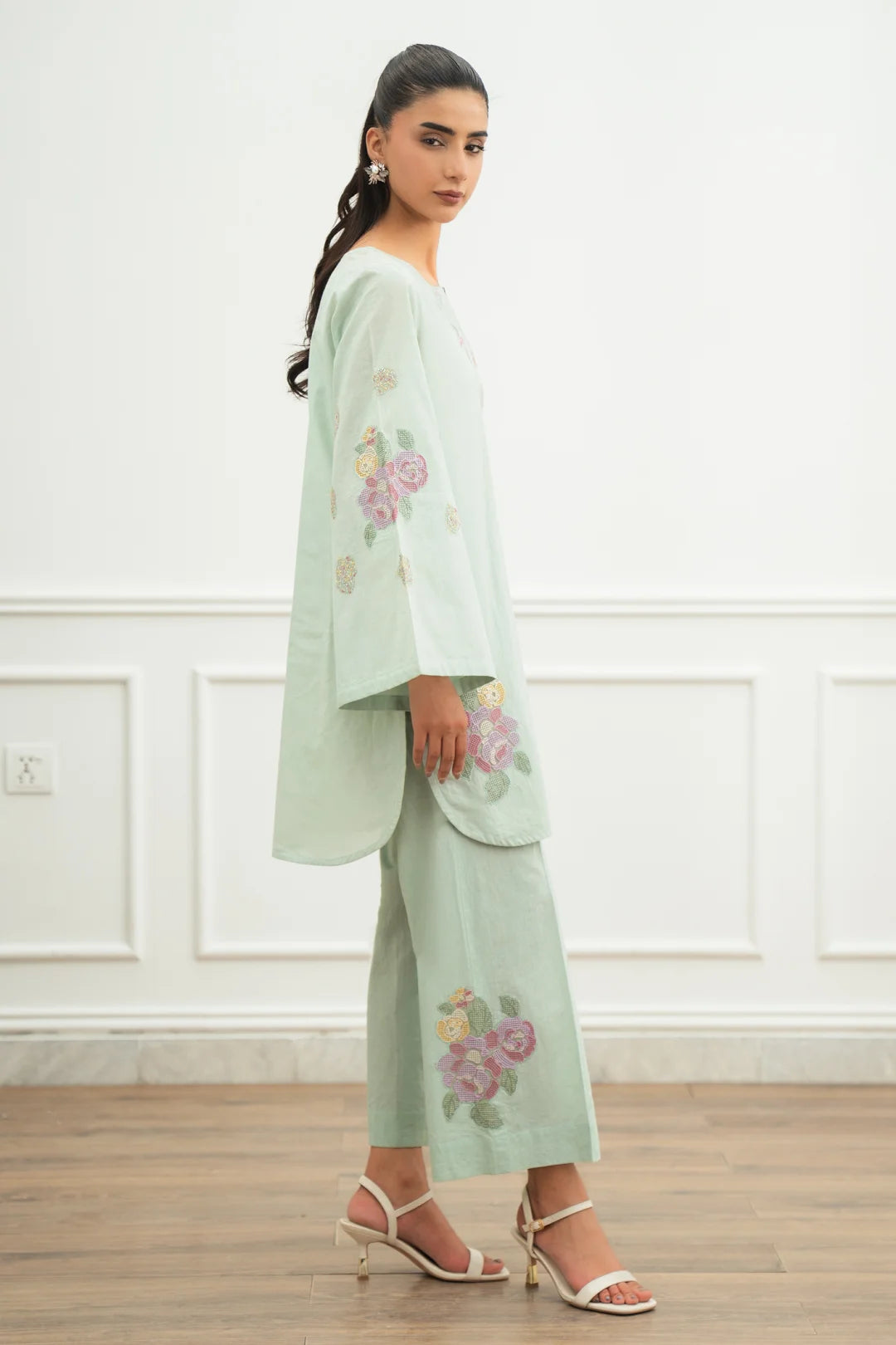 2 Piece Embroidered Lawn Suit