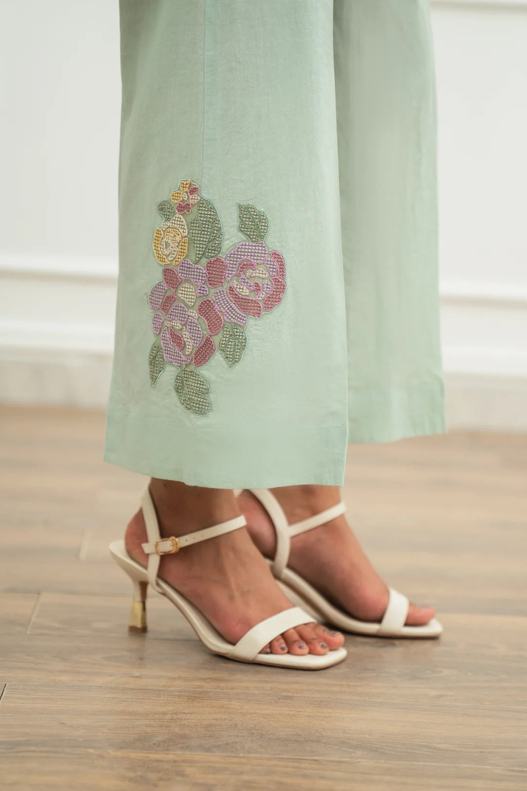 2 Piece Embroidered Lawn Suit