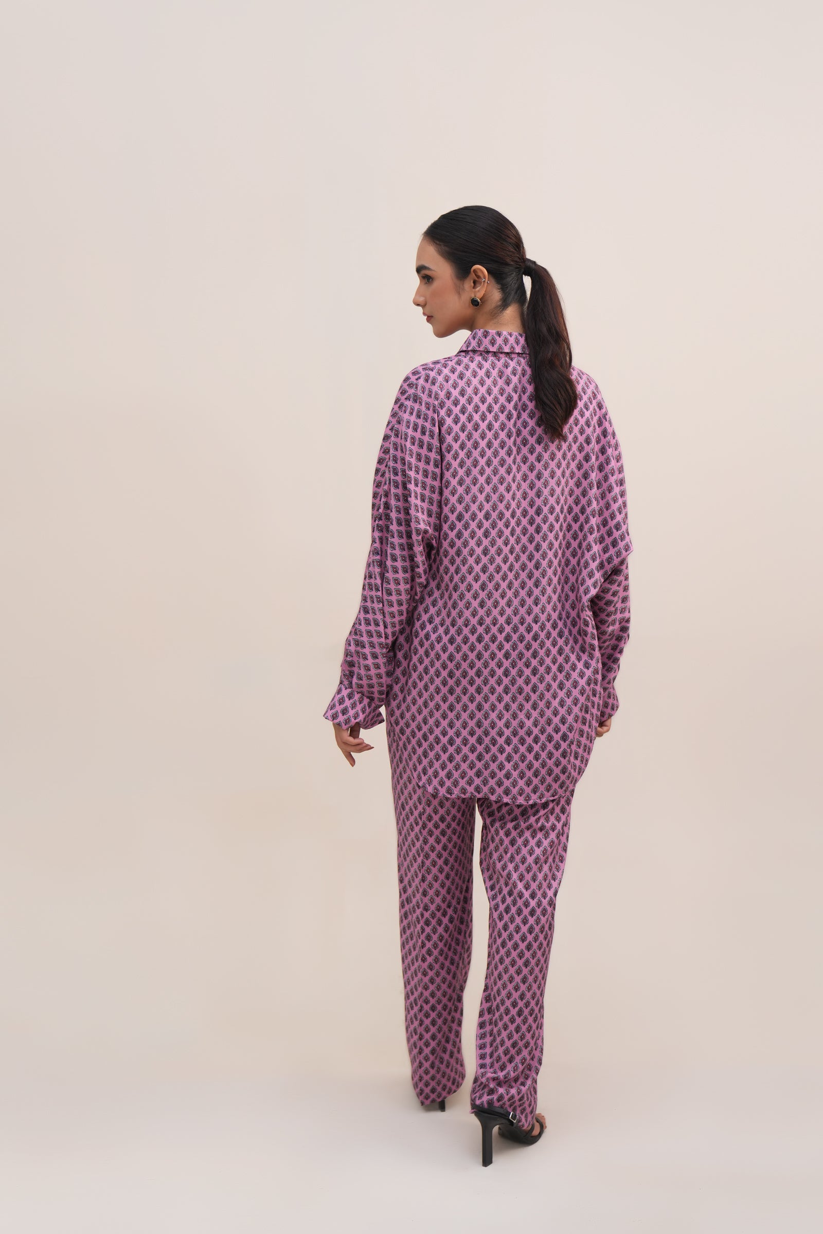 Pink Spade (2PC) Beyond East Official