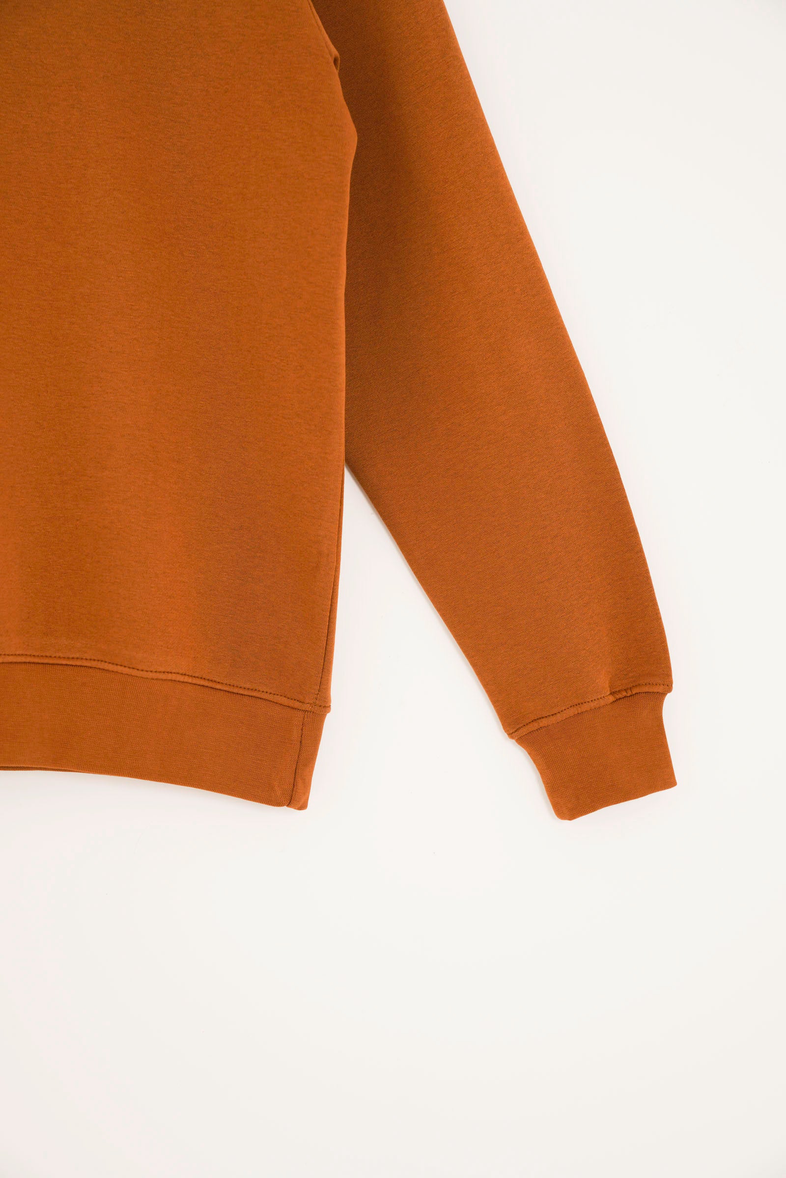 Basic Sweatshirt Beyond East Official