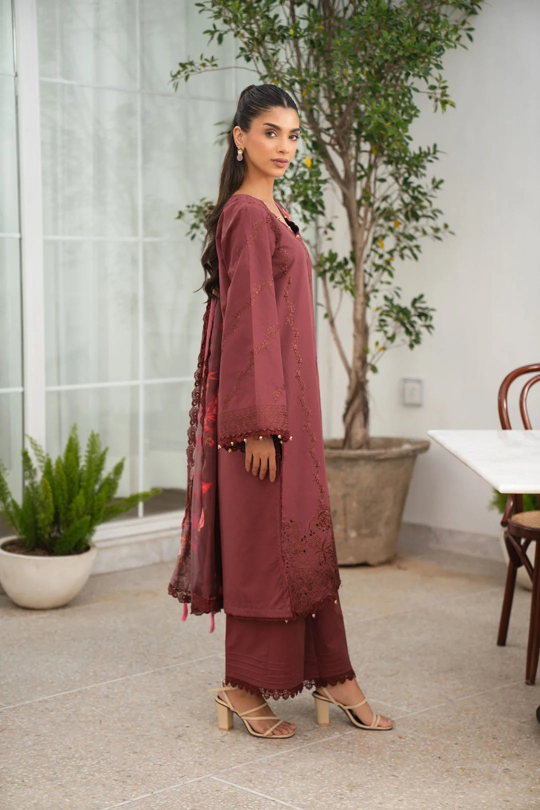 3 Piece Embroidered Lawn Suit
