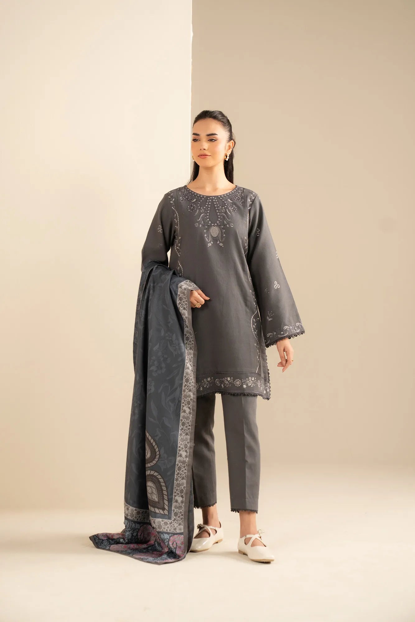3 Piece Embroidered Khaddar Suit Unstitched Fall - 25