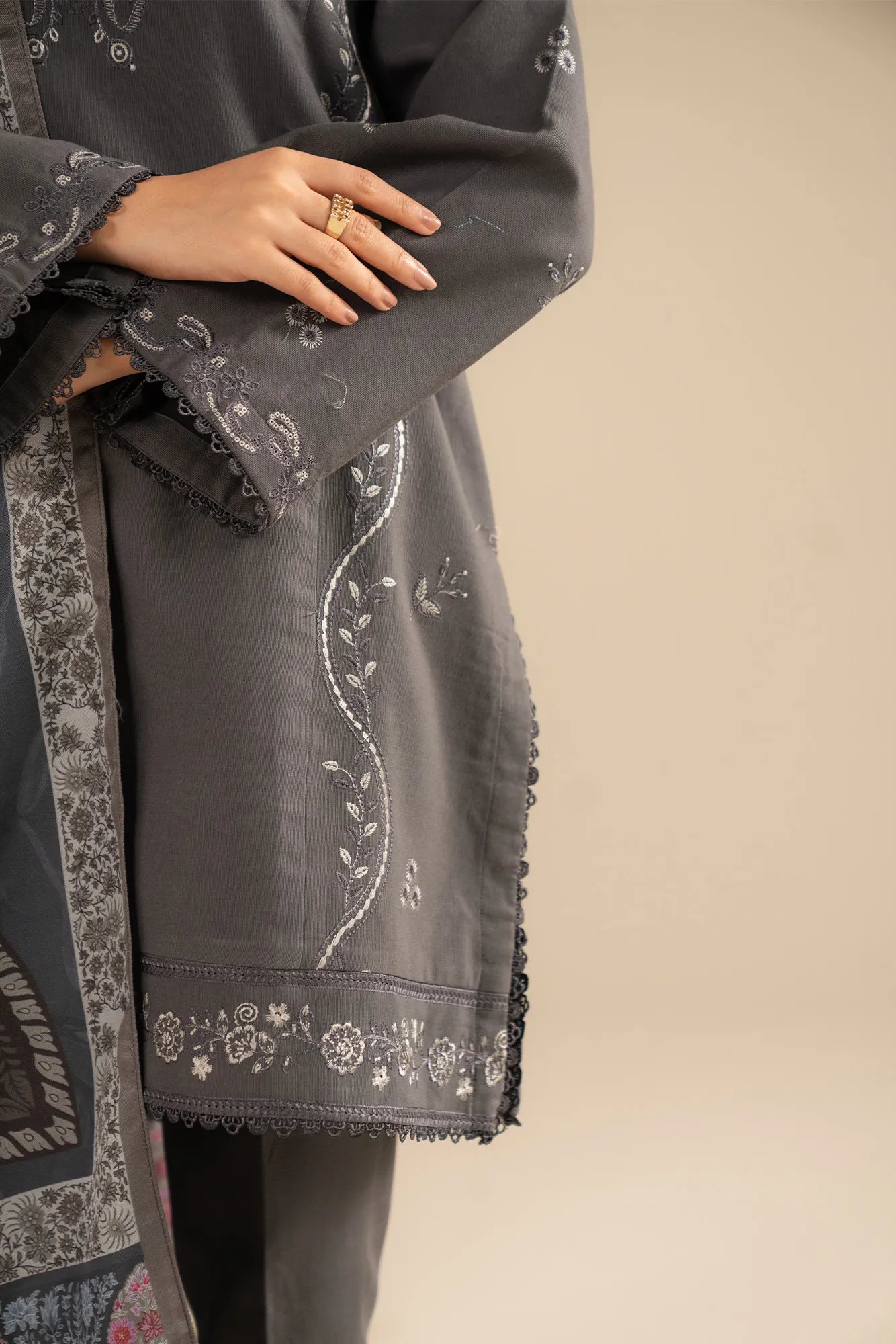 3 Piece Embroidered Khaddar Suit Unstitched Fall - 25