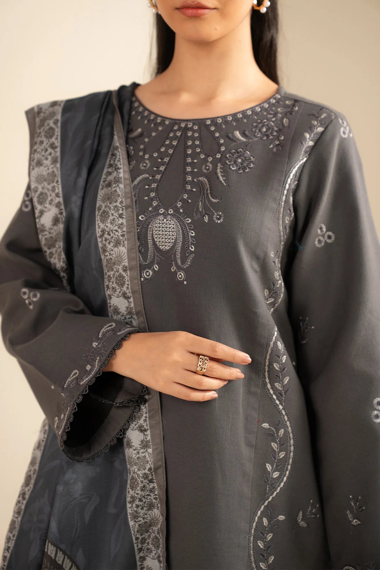 3 Piece Embroidered Khaddar Suit Unstitched Fall - 25