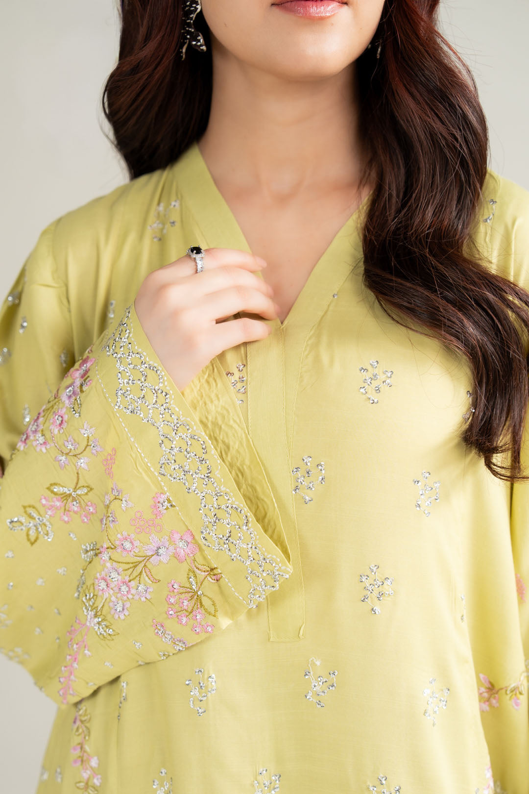 1 Piece Embroidered Kaftan Pret SS - 26