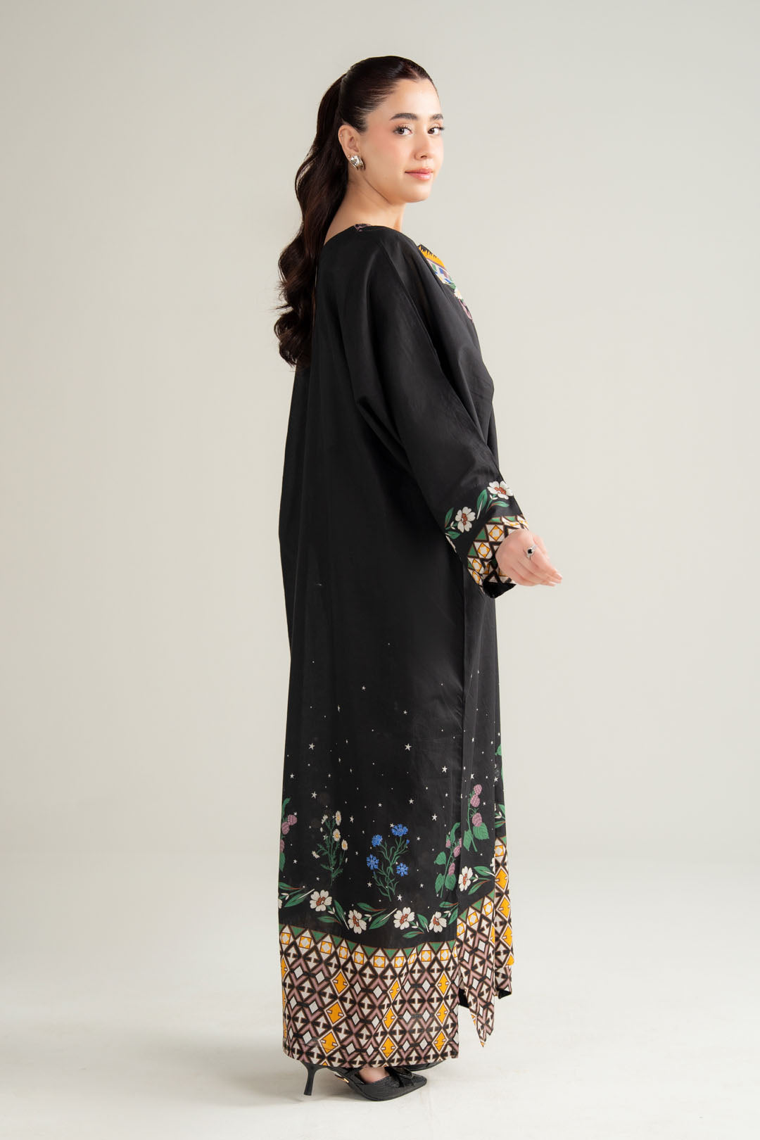 1 Piece Printed Lawn Kaftan Pret SS - 26