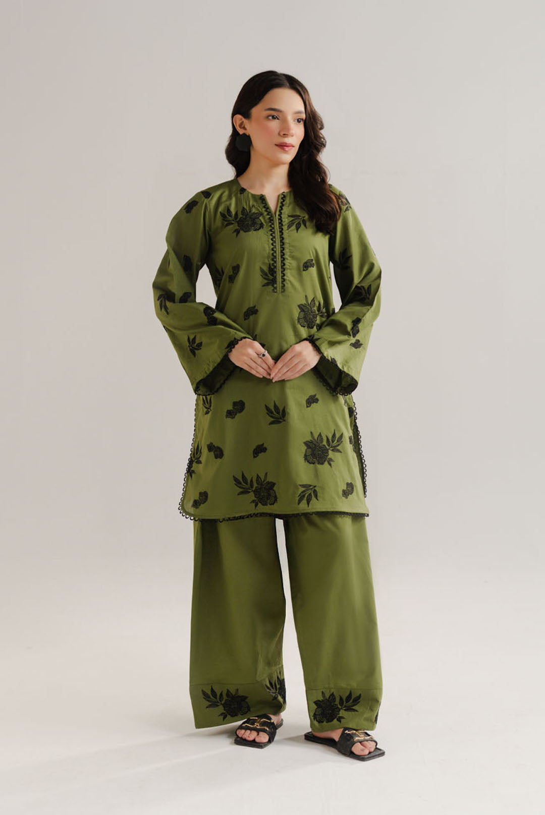 2 Piece Embroidered Lawn Suit Pret SS - 26