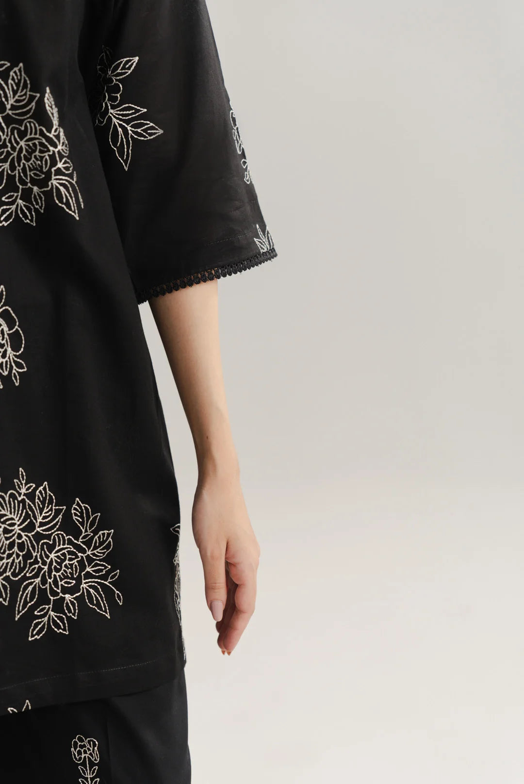 2 Piece Embroidered Lawn Co-Ord Set