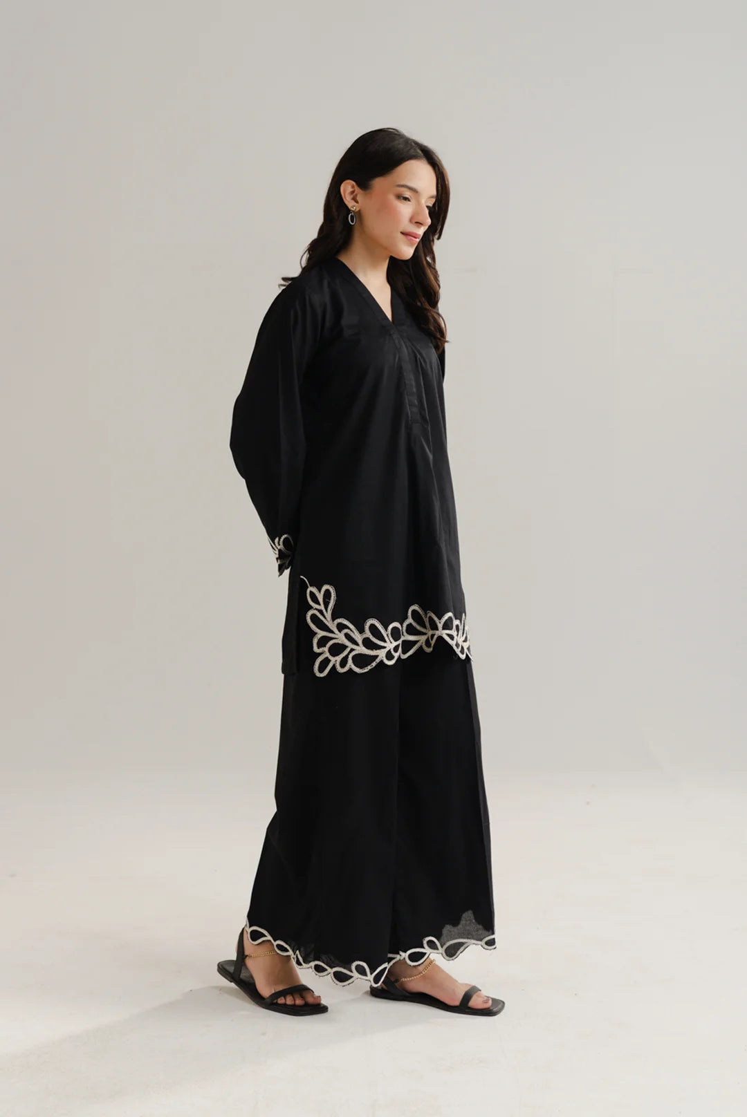 2 Piece Embroidered Lawn Suit Pret SS - 26