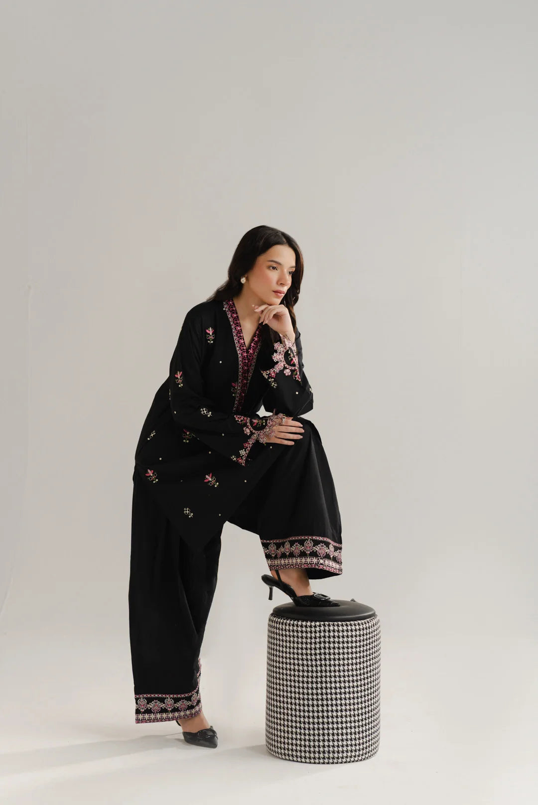2 Piece Embroidered Lawn Co-Ord Set