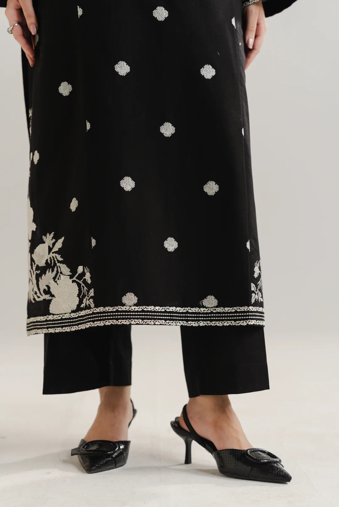 2 Piece Embroidered Lawn Suit