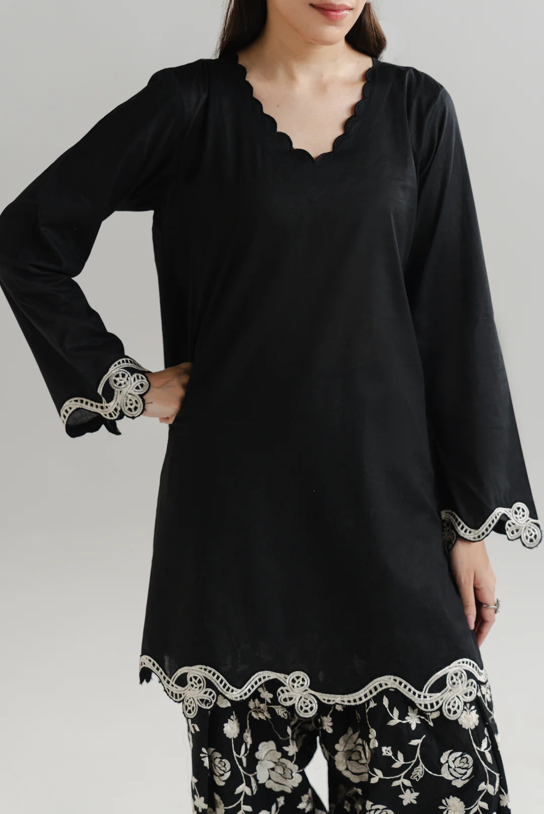 2 Piece Embroidered Lawn Suit