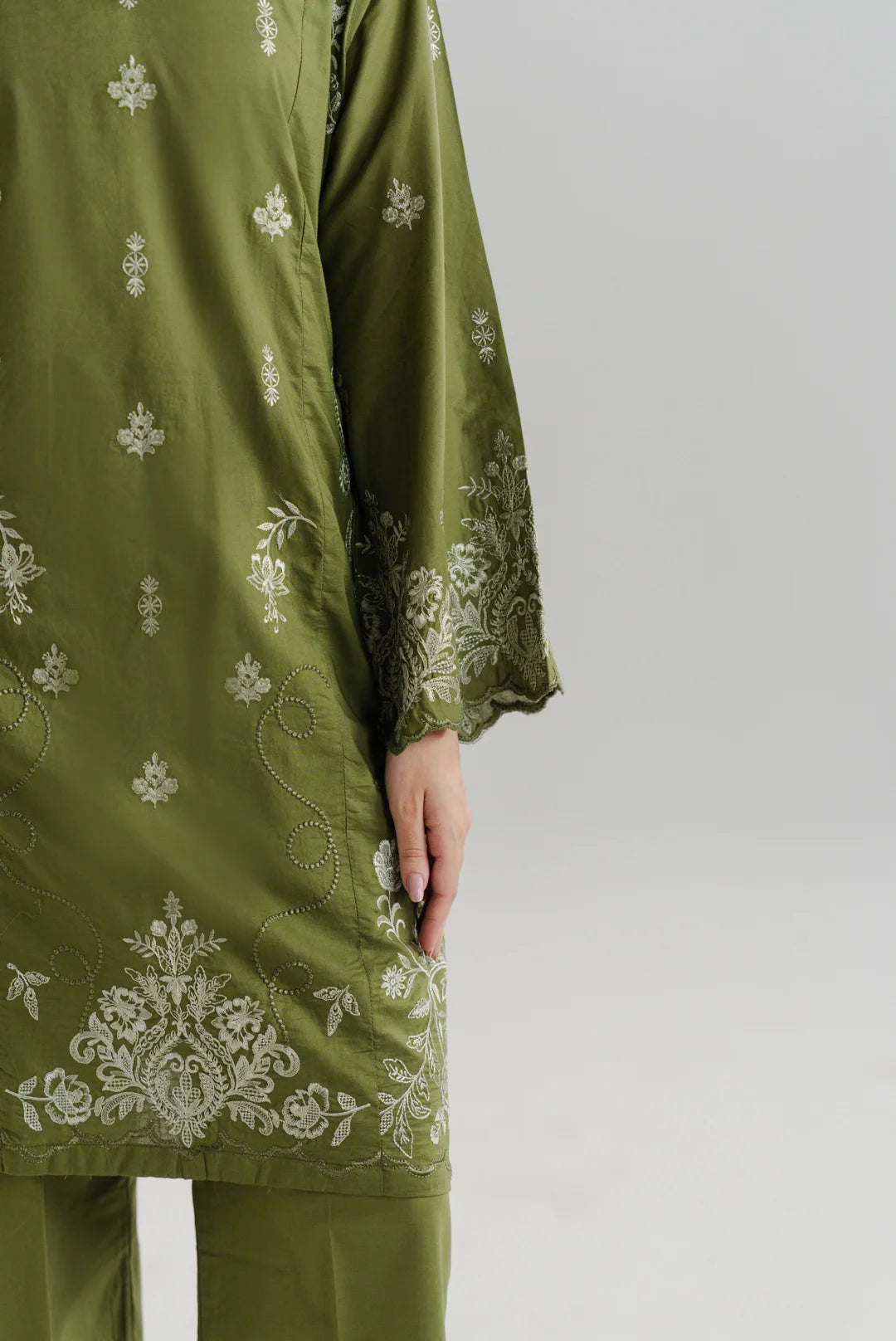 2 Piece Embroidered Lawn Suit Pret SS - 26