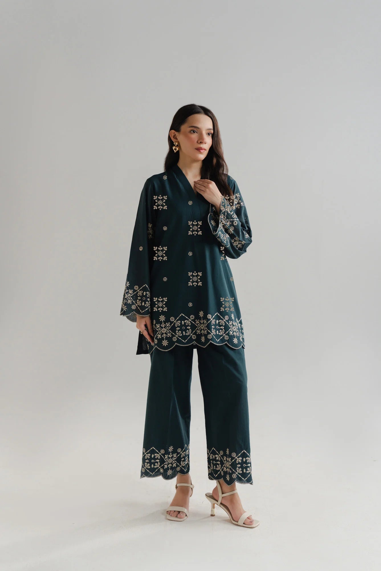 2 Piece Embroidered Lawn Suit Pret SS - 26
