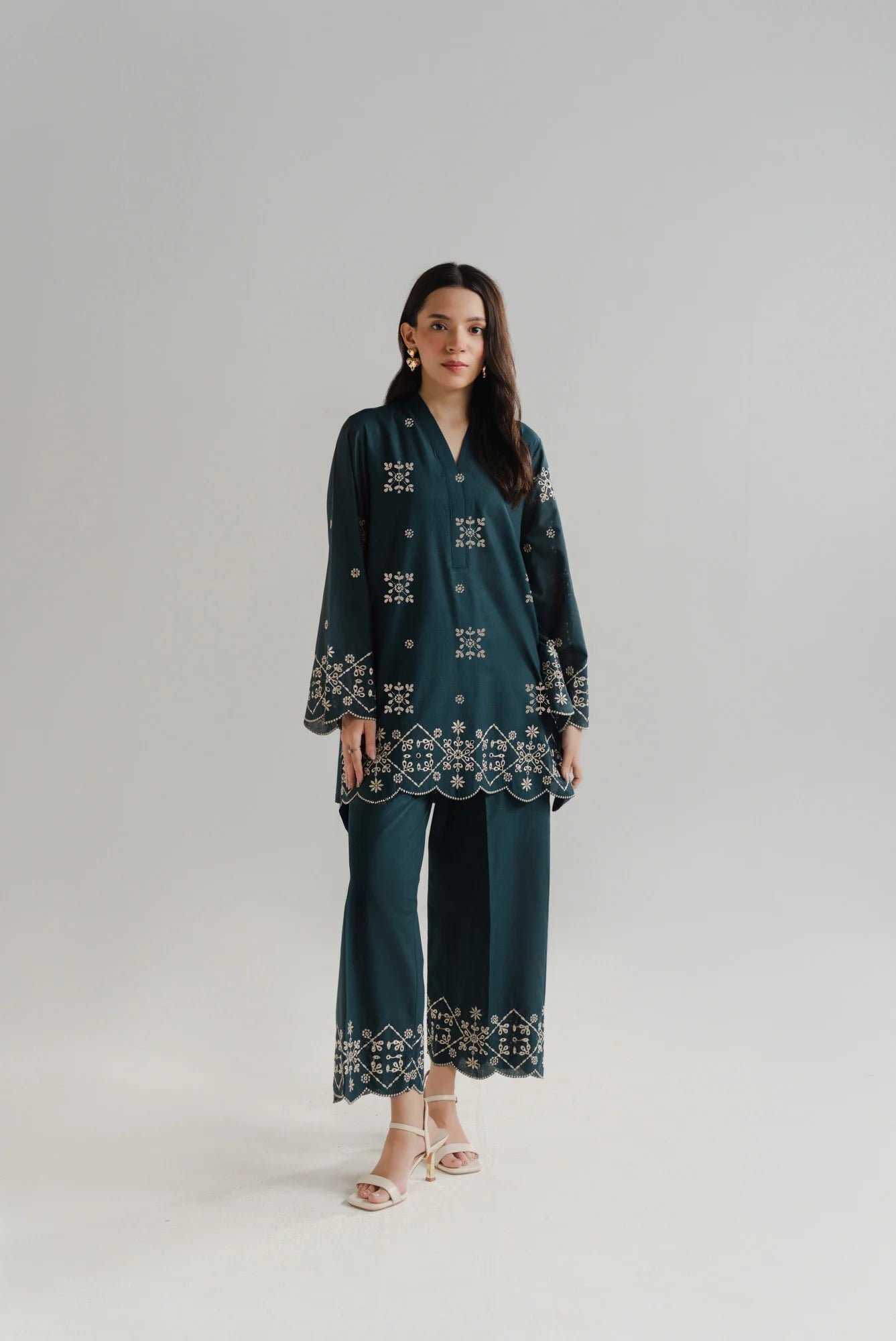 2 Piece Embroidered Lawn Suit Pret SS - 26