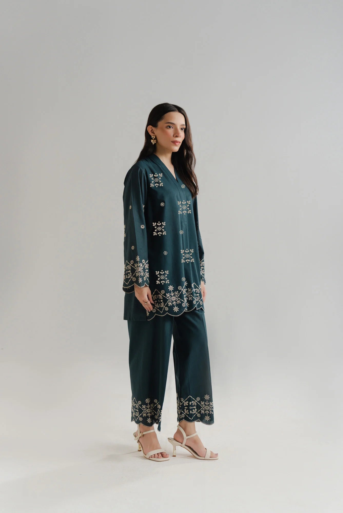 2 Piece Embroidered Lawn Suit Pret SS - 26