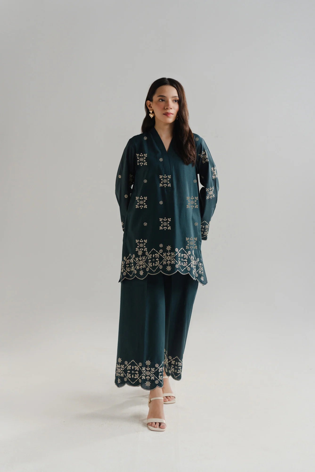 2 Piece Embroidered Lawn Suit Pret SS - 26