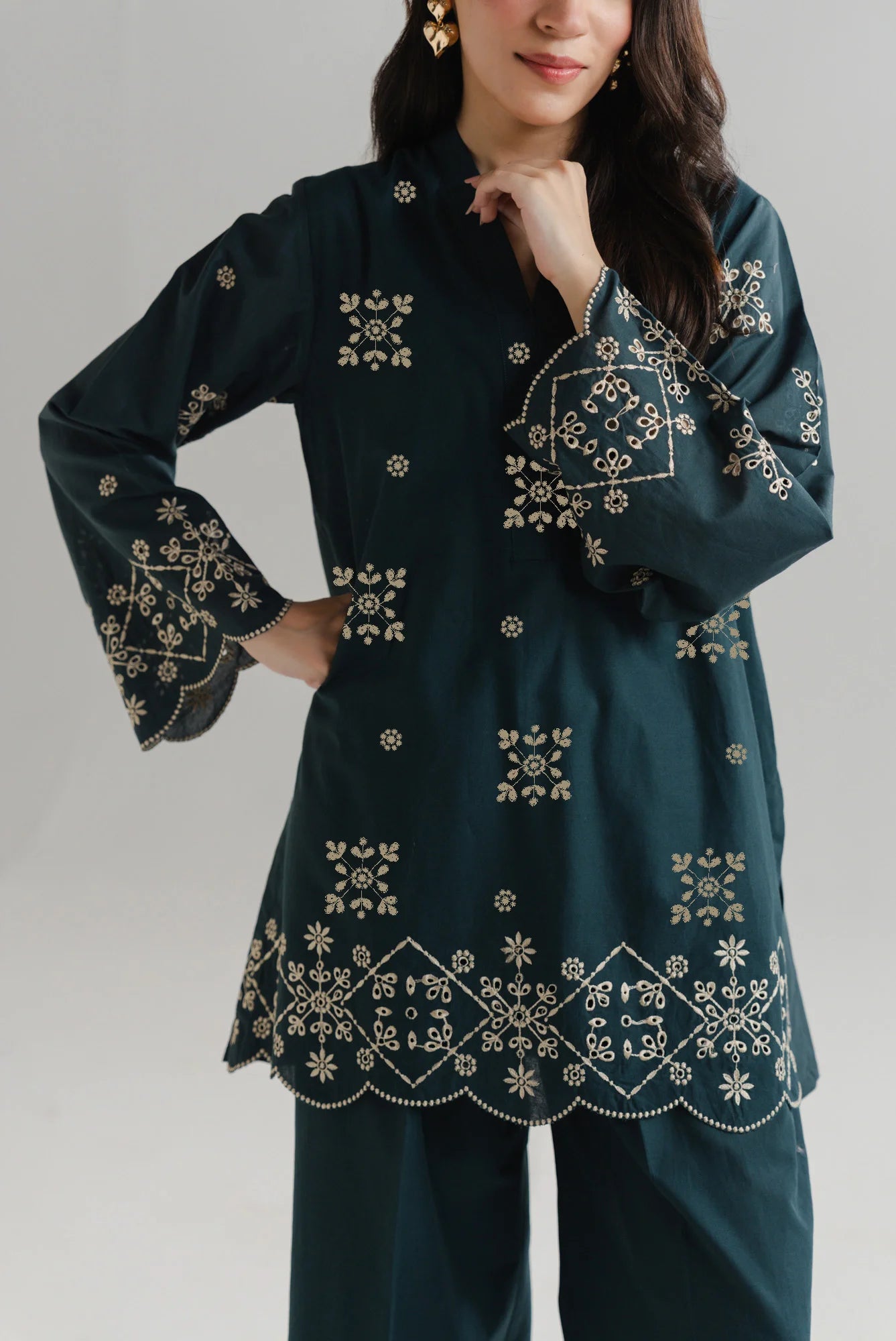 2 Piece Embroidered Lawn Suit Pret SS - 26