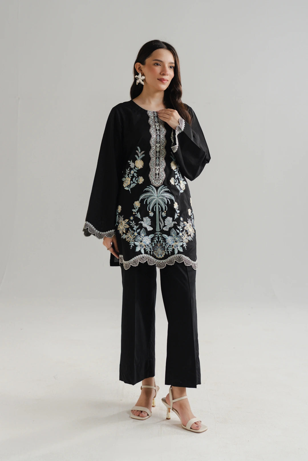 2 Piece Embroidered Lawn Suit