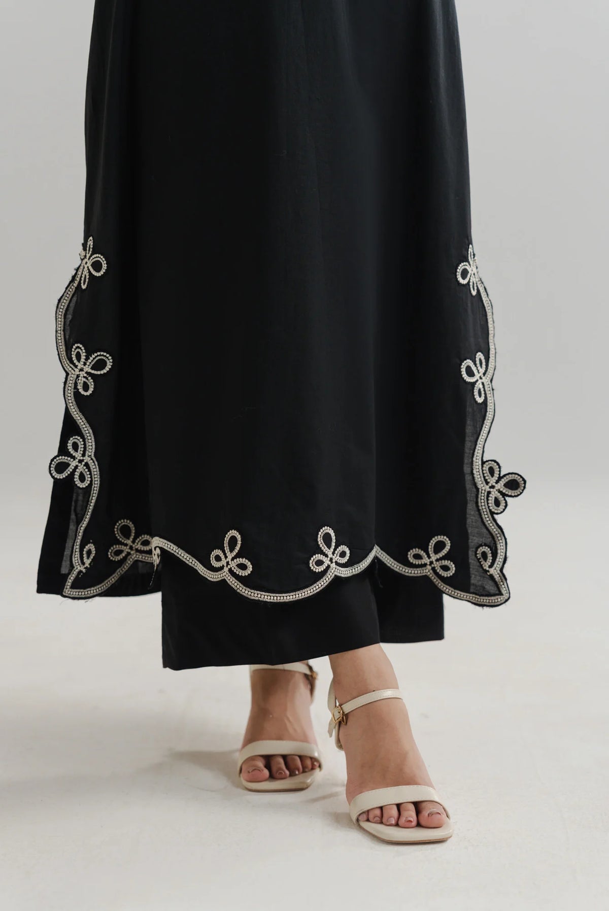 1 Piece Embroidered Lawn Long Shirt