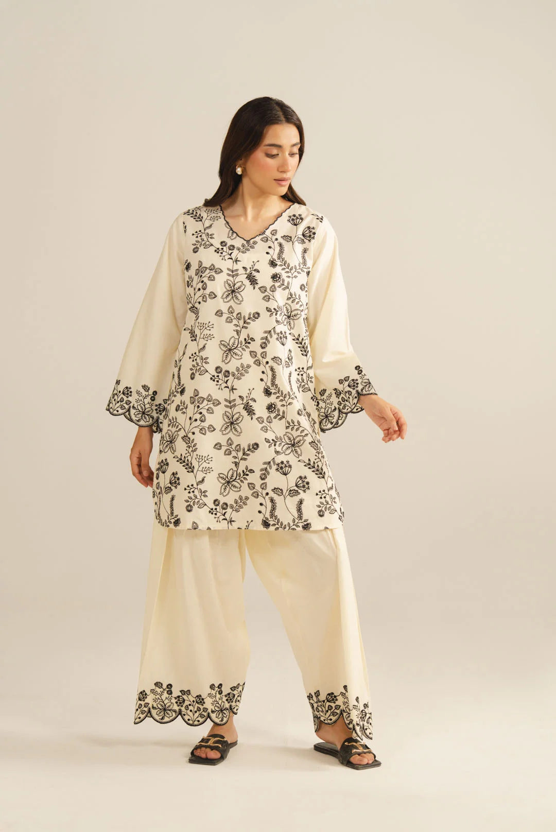 2 Piece Embroidered Lawn Suit