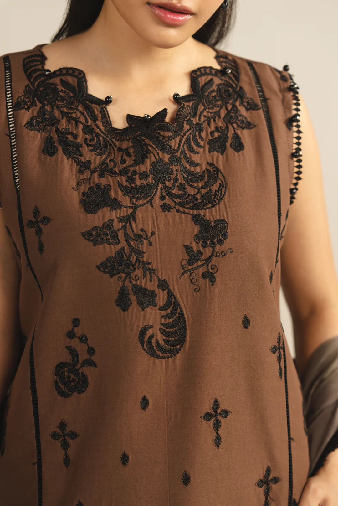 3 Piece Embroidered Lawn Suit