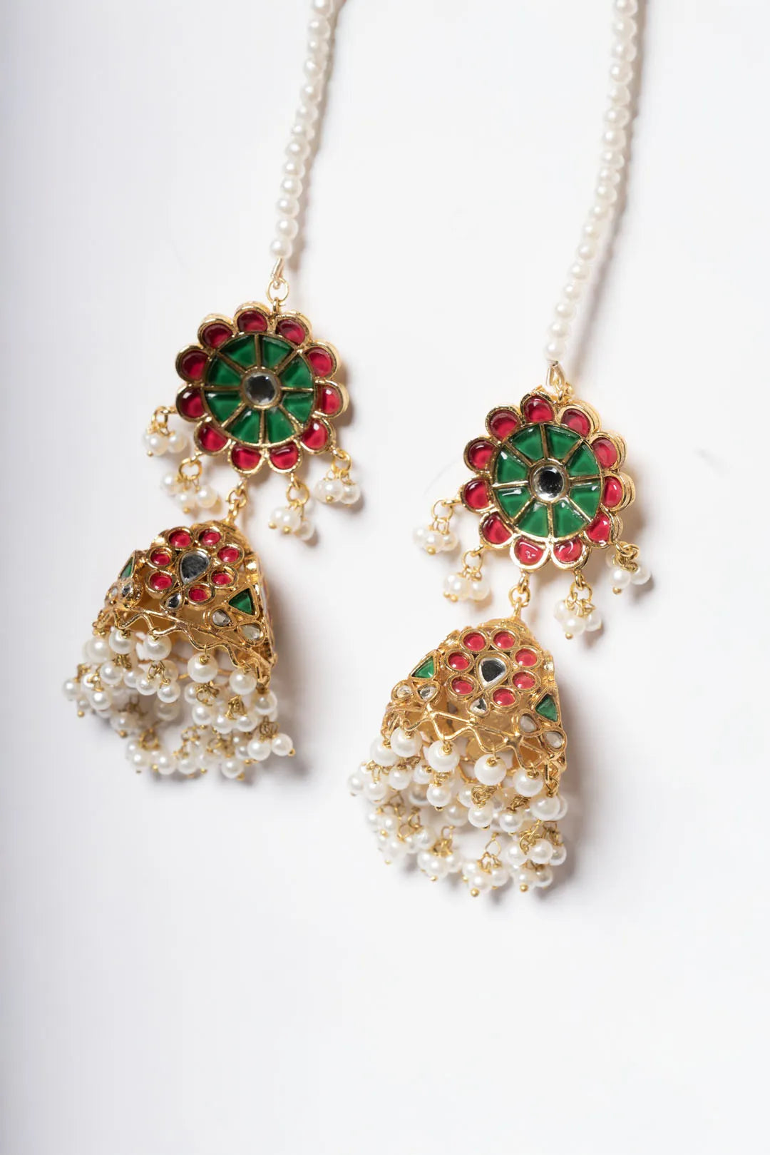 Earring Beyond East Official