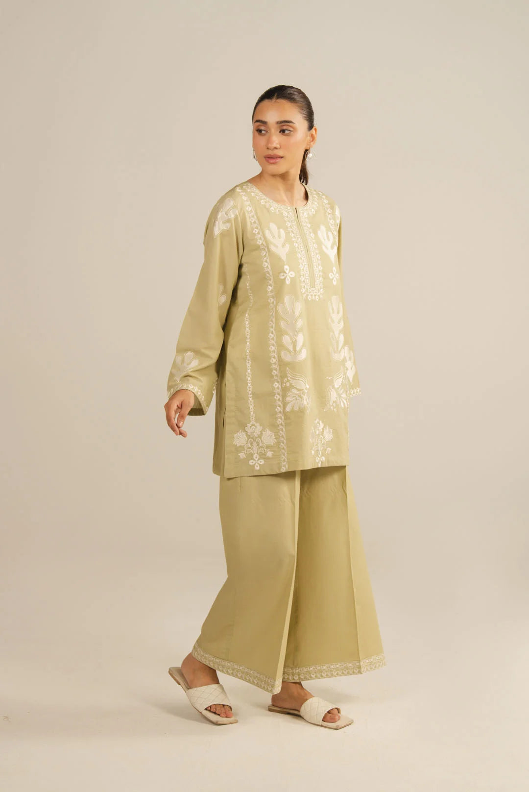 2 Piece Embroidered Lawn Suit Pret SS - 26