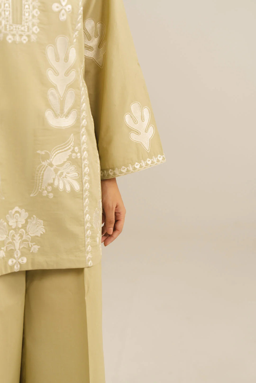 2 Piece Embroidered Lawn Suit Pret SS - 26