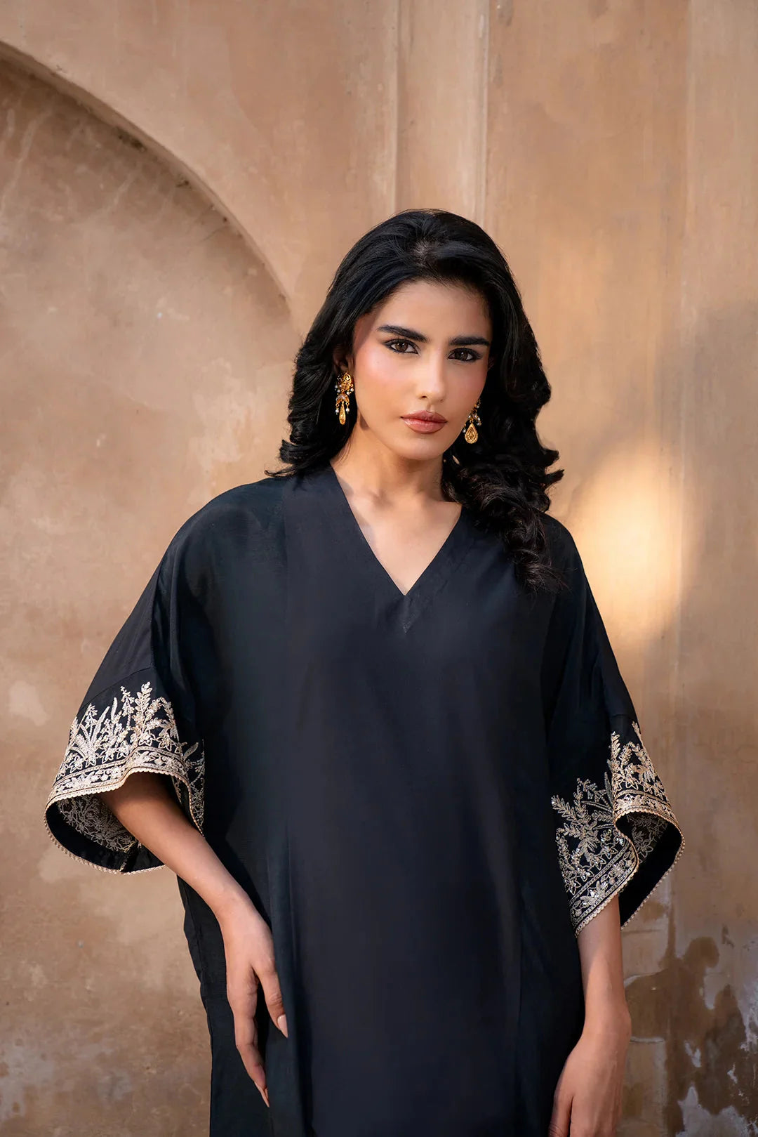 1 Piece Embroidered Grip Silk Kaftan Pret SS - 25