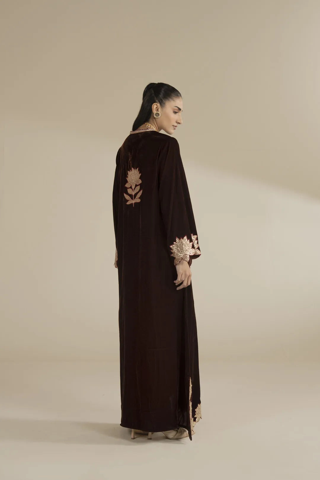 1 Piece Embroidered Velvet Kaftan