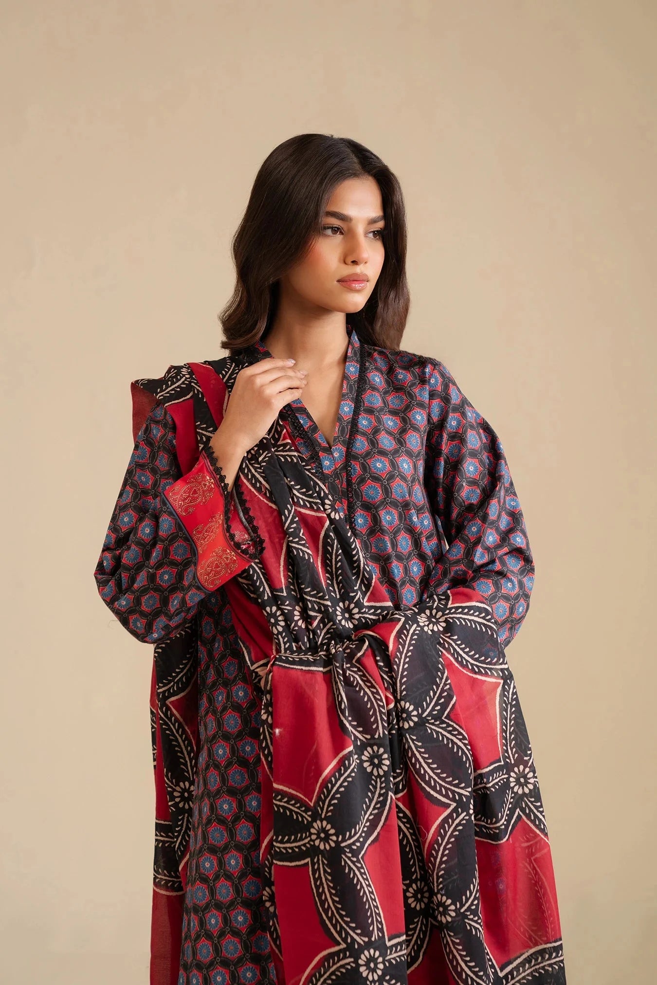3 Piece Printed Lawn Suit Pret SS - 25
