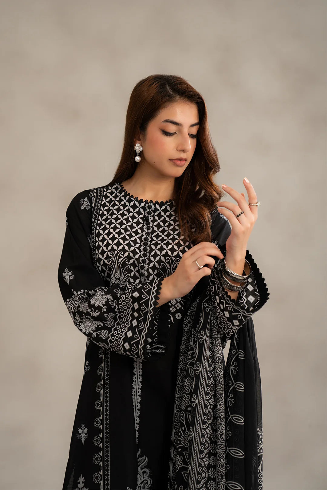 3 Piece Printed Lawn Suit Unstitched Summer - 25