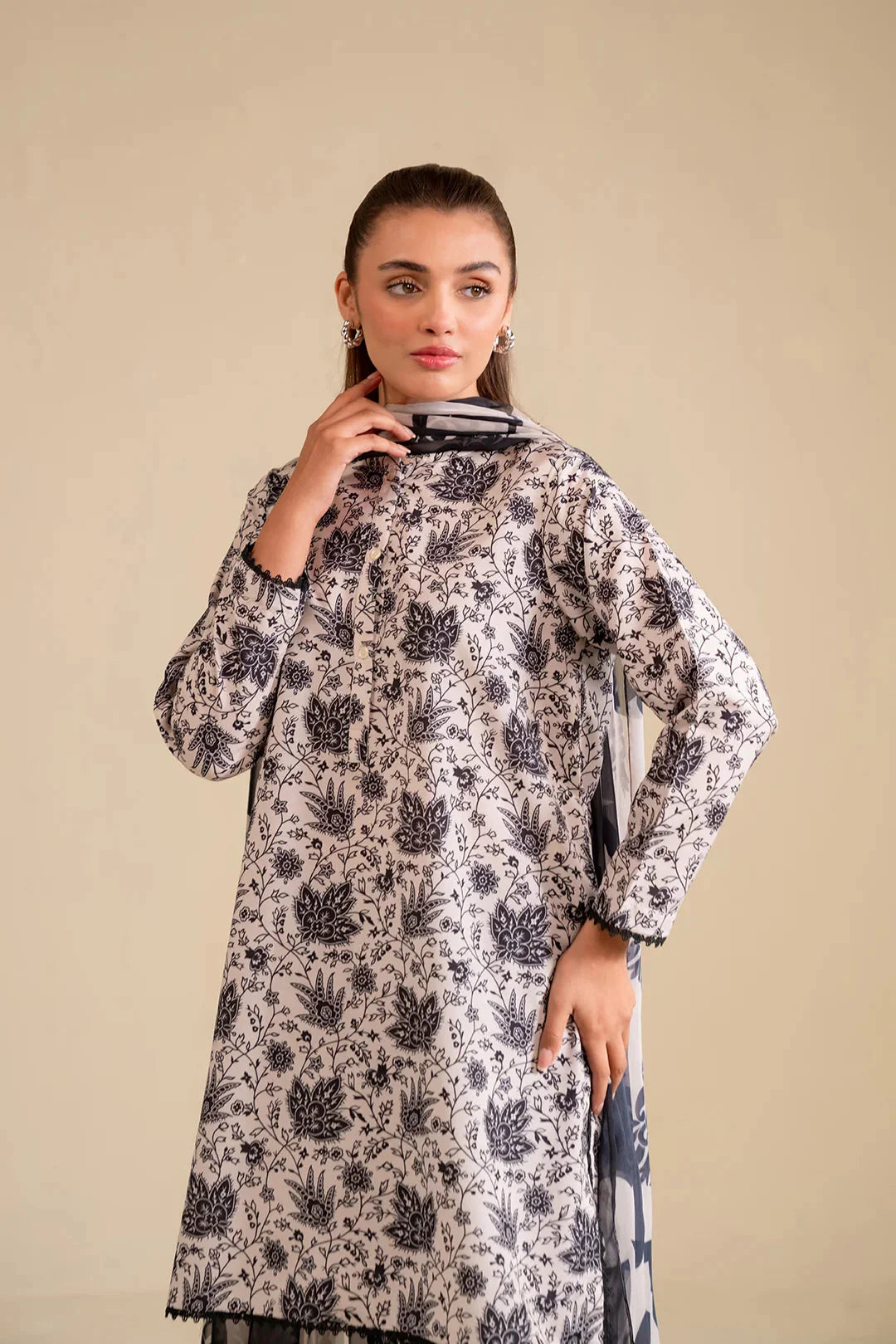 3 Piece Printed Suit Pret SS - 25